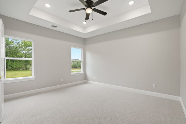 420 E Ball Street, Tom Bean, TX 75491