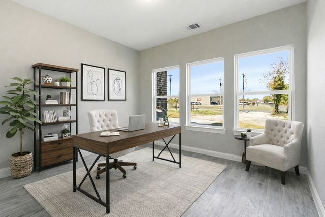 420 E Ball Street, Tom Bean, TX 75491