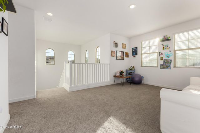 9916 E TEXAS Avenue, Mesa, AZ 85212