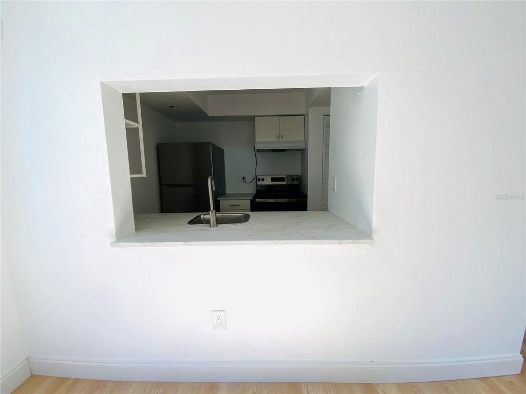 Image 7 of property listing at 7200 E BANK DRIVE, Tampa, FL 33617