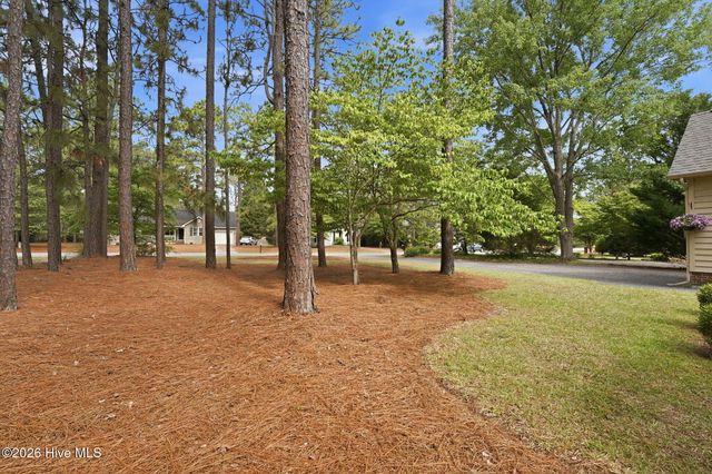 190 Fox Run Road, Pinehurst, NC 28374