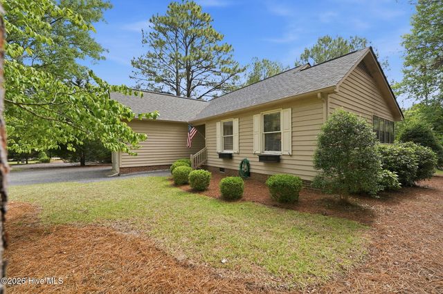 190 Fox Run Road, Pinehurst, NC 28374