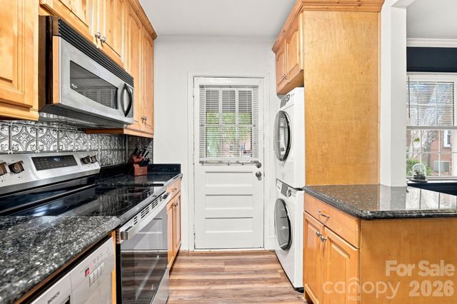 200 N Laurel Avenue 15B, Charlotte, NC 28207