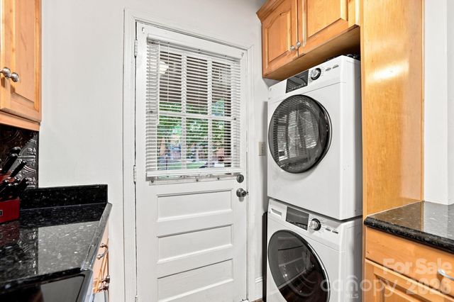 200 N Laurel Avenue 15B, Charlotte, NC 28207
