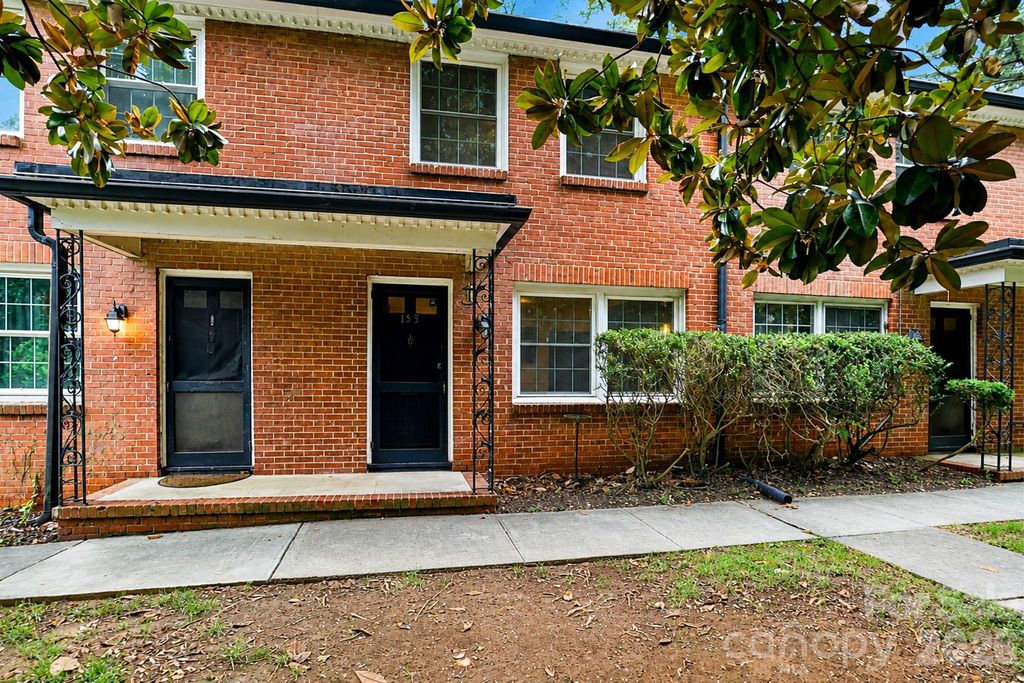200 N Laurel Avenue 15B, Charlotte, NC 28207