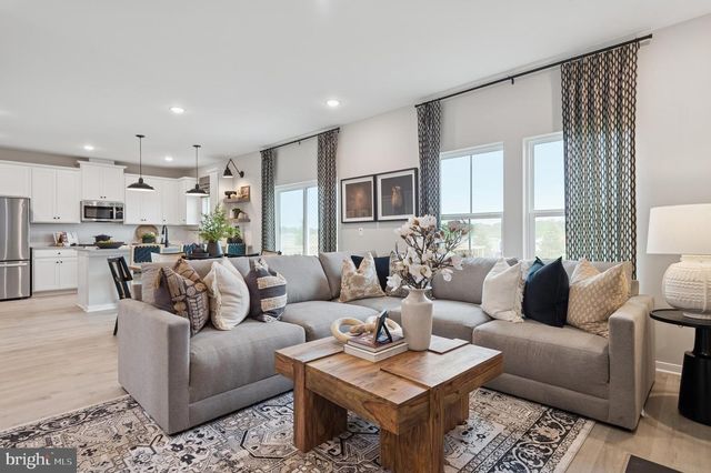18 BUTTERNUT DR #19, Berlin, NJ 08009