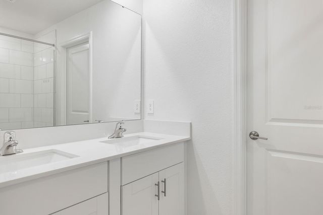 2109 VICTORIOUS FALLS AVENUE, Plant City, FL 33565