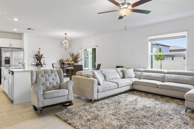 2109 VICTORIOUS FALLS AVENUE, Plant City, FL 33565
