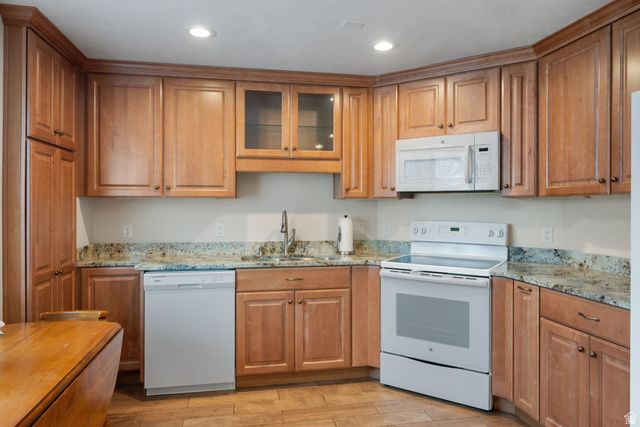 3957 W HONEY LOCUST LN, Cedar Hills, UT 84062