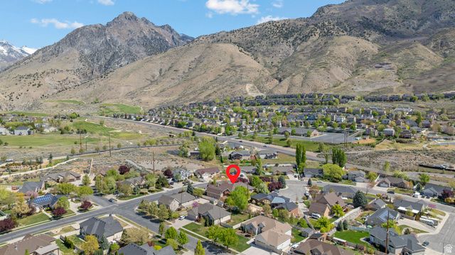 3957 W HONEY LOCUST LN, Cedar Hills, UT 84062
