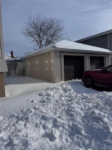 22904 147th Avenue, Springfield Gardens, NY 11413