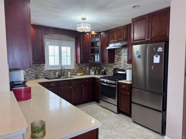 22904 147th Avenue, Springfield Gardens, NY 11413