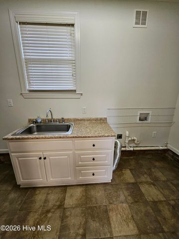 100 Ashley Avenue, Goldsboro, NC 27530
