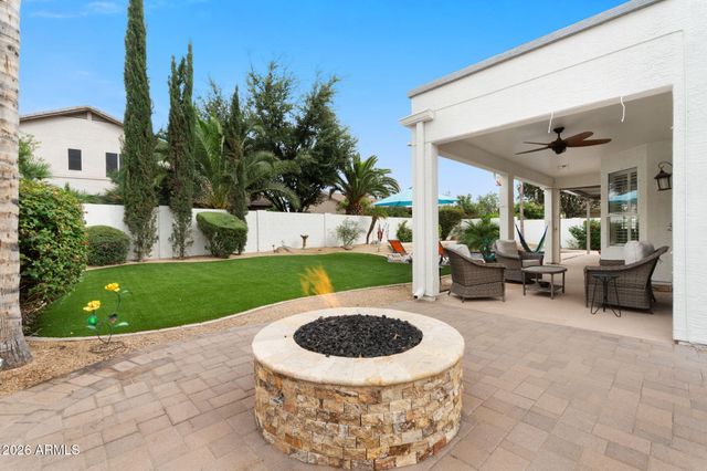 2055 S MARBLE Street, Gilbert, AZ 85295