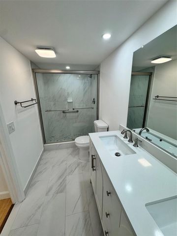 3980 Oaks Clubhouse Drive 405, Pompano Beach, FL 33069