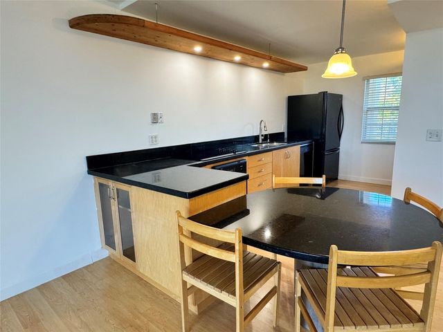 3980 Oaks Clubhouse Drive 405, Pompano Beach, FL 33069