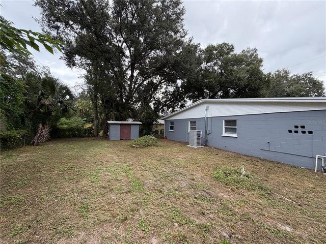 1212 LEON LANE, Daytona Beach, FL 32117