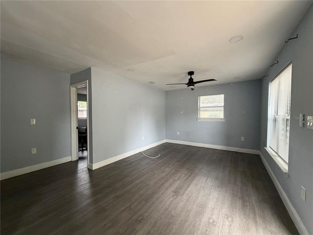 1212 LEON LANE, Daytona Beach, FL 32117