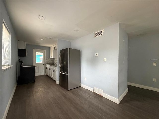 1212 LEON LANE, Daytona Beach, FL 32117