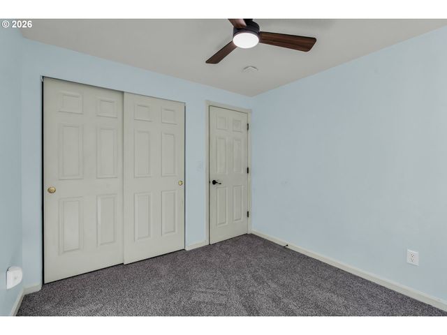 1558 Se JASMINE Way, Gresham, OR 97080