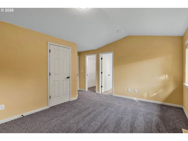 1558 Se JASMINE Way, Gresham, OR 97080