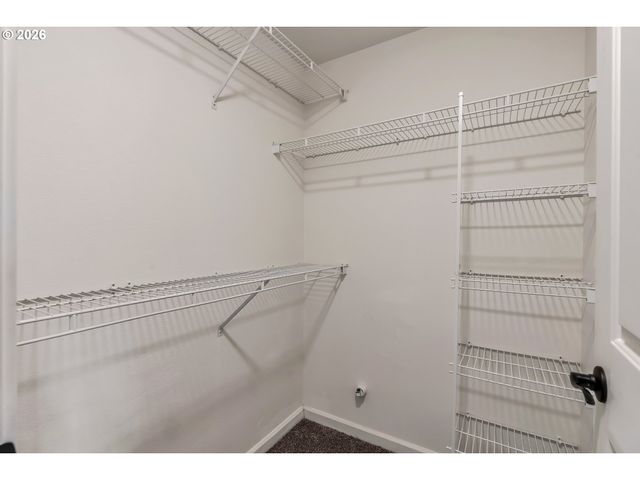 1558 Se JASMINE Way, Gresham, OR 97080