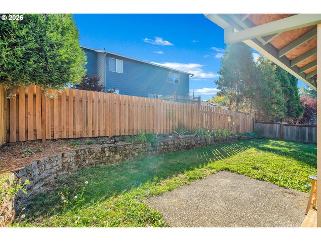 1558 Se JASMINE Way, Gresham, OR 97080