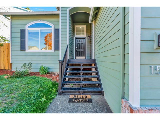1558 Se JASMINE Way, Gresham, OR 97080