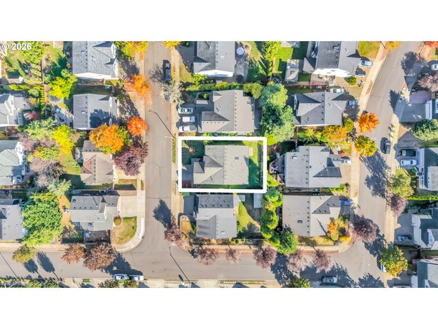 1558 Se JASMINE Way, Gresham, OR 97080