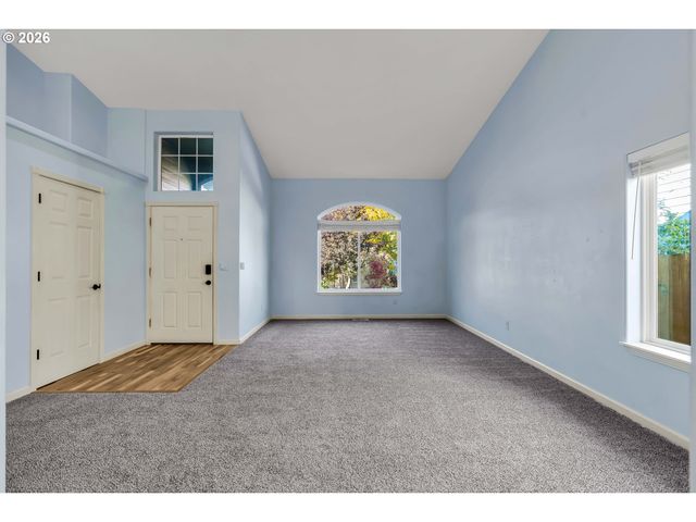 1558 Se JASMINE Way, Gresham, OR 97080