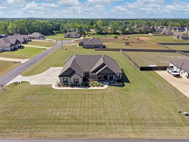 132 Preserve Drive, Wetumpka, AL 36092