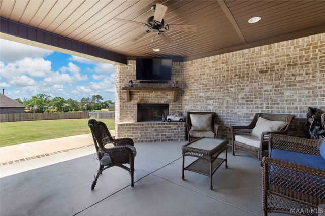 132 Preserve Drive, Wetumpka, AL 36092