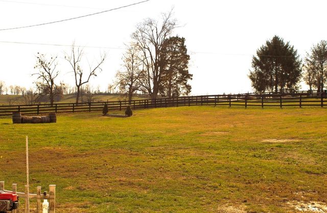 1235 Jackstown Road, Paris, KY 40361