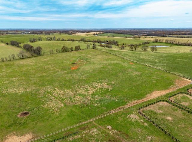 1235 Jackstown Road, Paris, KY 40361