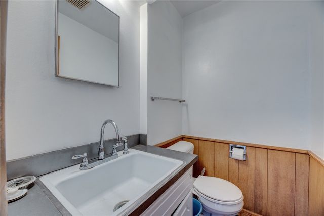 1506 W Walnut Street, El Reno, OK 73036