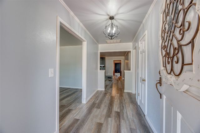 1506 W Walnut Street, El Reno, OK 73036