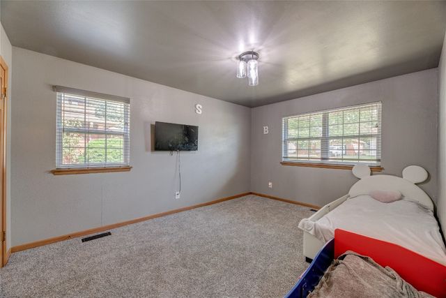 1506 W Walnut Street, El Reno, OK 73036