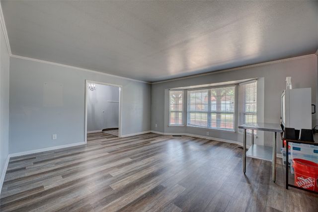1506 W Walnut Street, El Reno, OK 73036