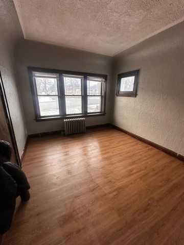 4480 Hopkins STREET, Milwaukee, WI 53209