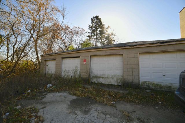4480 Hopkins STREET, Milwaukee, WI 53209