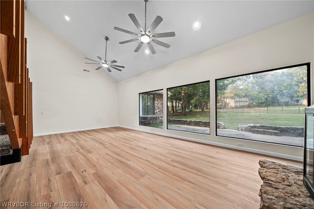 9609 Jenny Lind Road, Fort Smith, AR 72908