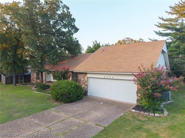 9609 Jenny Lind Road, Fort Smith, AR 72908