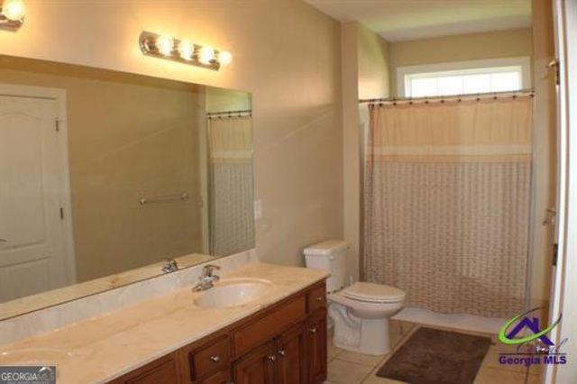 100 Jamestown Court, Centerville, GA 31028