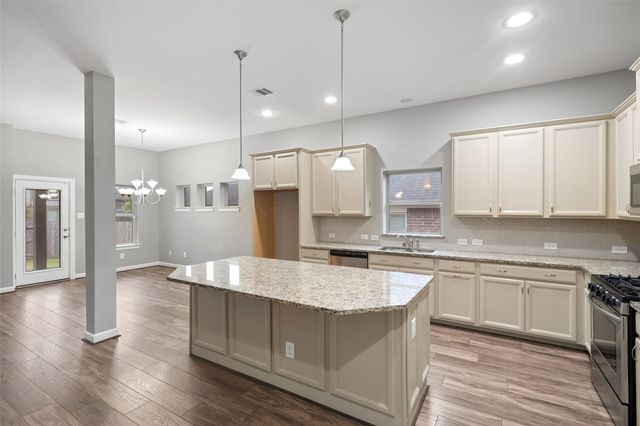 262 Pleasant Hill Way, Conroe, TX 77304