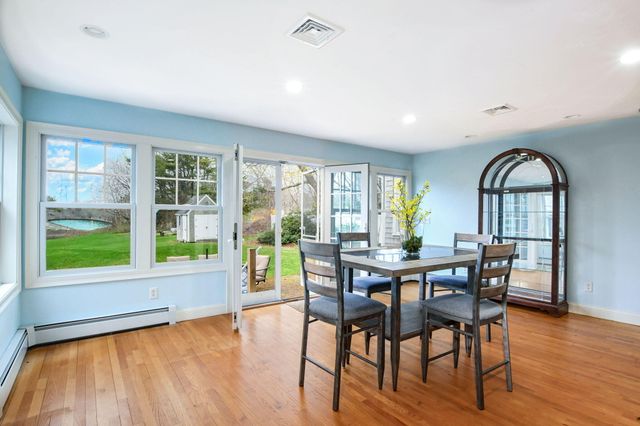 400 Davisville Road, East Falmouth, MA 02536