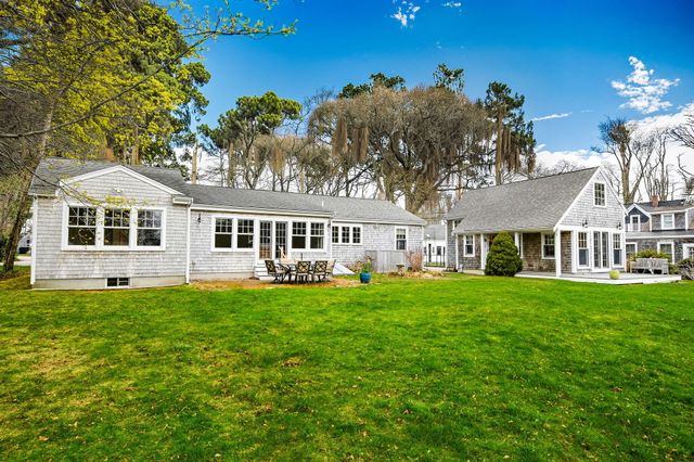 400 Davisville Road, East Falmouth, MA 02536