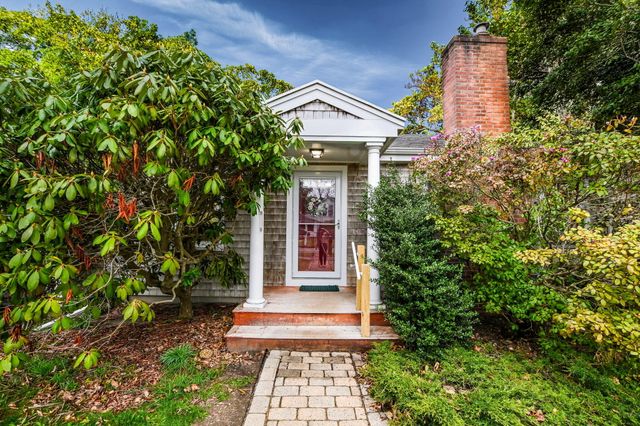 400 Davisville Road, East Falmouth, MA 02536