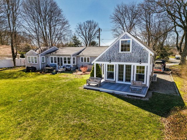 400 Davisville Road, East Falmouth, MA 02536