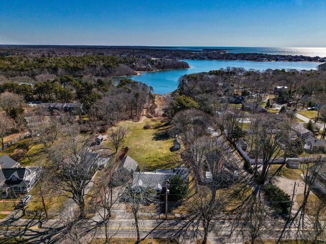 400 Davisville Road, East Falmouth, MA 02536
