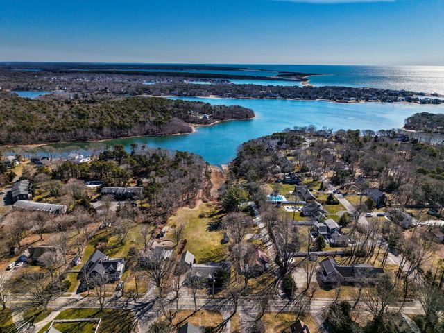 400 Davisville Road, East Falmouth, MA 02536